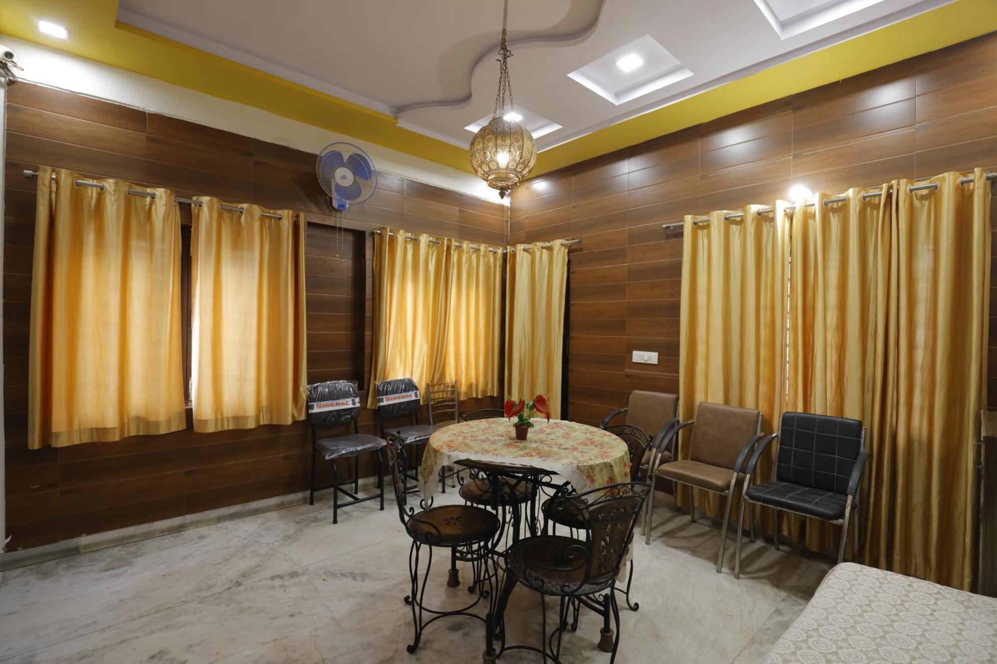 Basil Inn Home Stay Walking Distance From Taj Mahal Agra Agra  Dış mekan fotoğraf