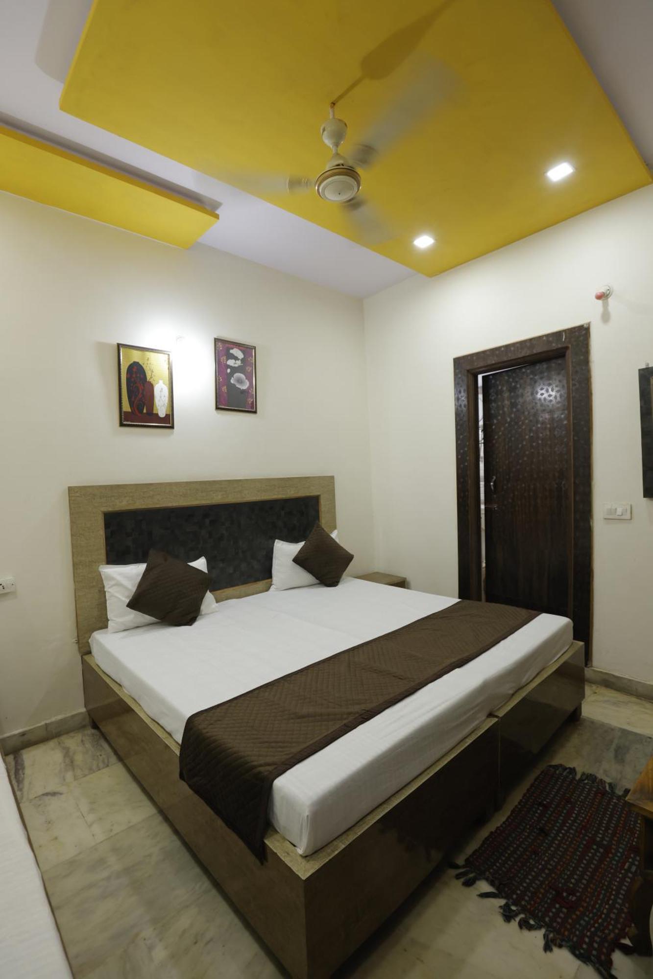 Basil Inn Home Stay Walking Distance From Taj Mahal Agra Agra  Dış mekan fotoğraf